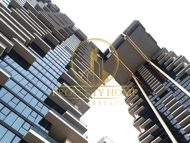 Downtown View | High Floor | Near Metro Downtown View | High Floor | Near Metro