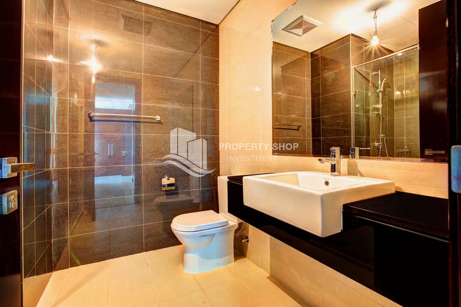 14 3-br-apartment-abu-dhabi-al-reem-island-marina-square-mag-5-residences-bathroom-2. JPG