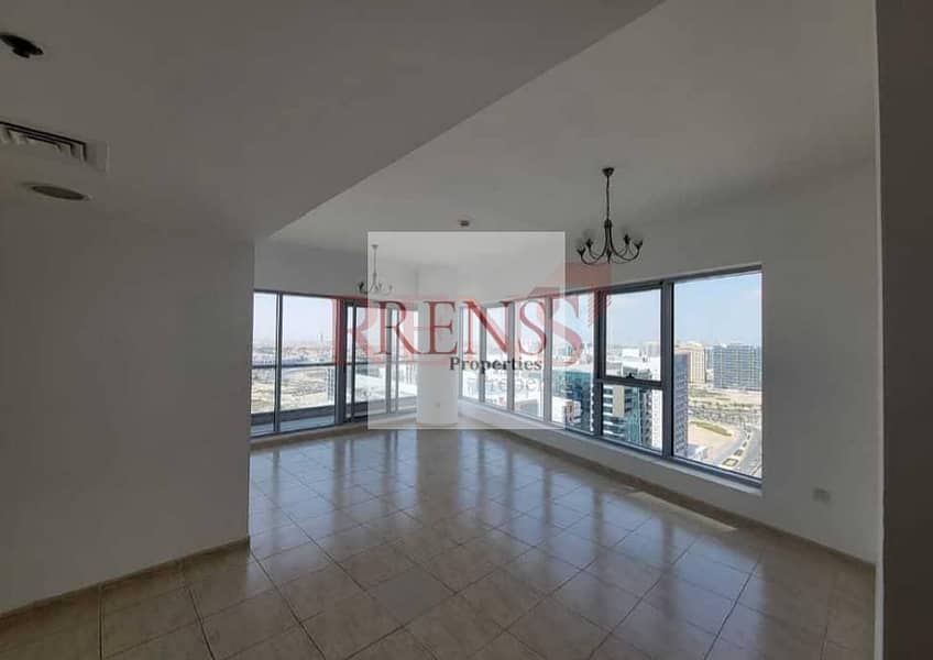 2 SKY COURT E 2. jpeg