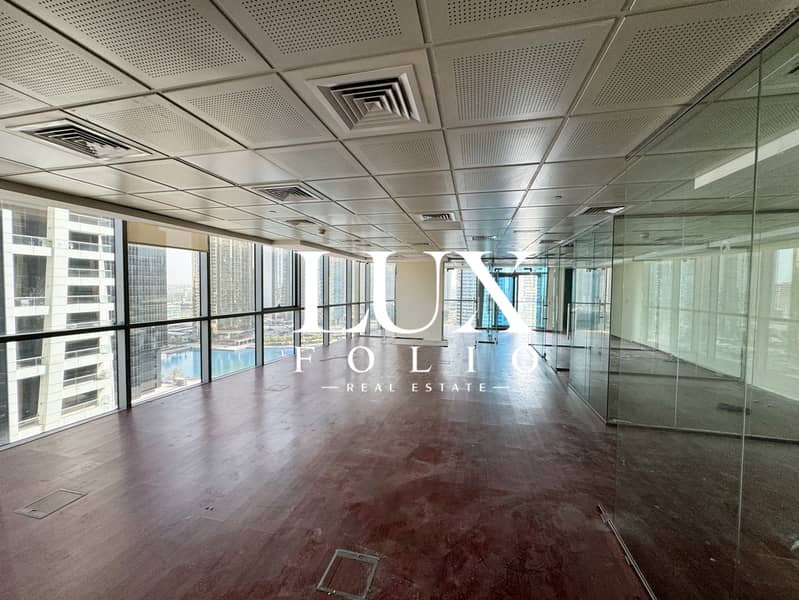 位于朱美拉湖塔 (JLT)，JLT F区，靛蓝标志大厦 的写字楼 210000 AED - 10816038