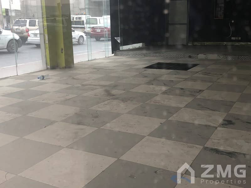 7 Multiple Shops for Rent very closed to sharjah municipality