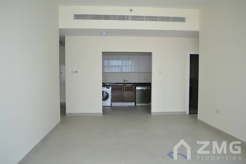 Brand New 2 BR |Chiller Free| Vacant |Low Floor