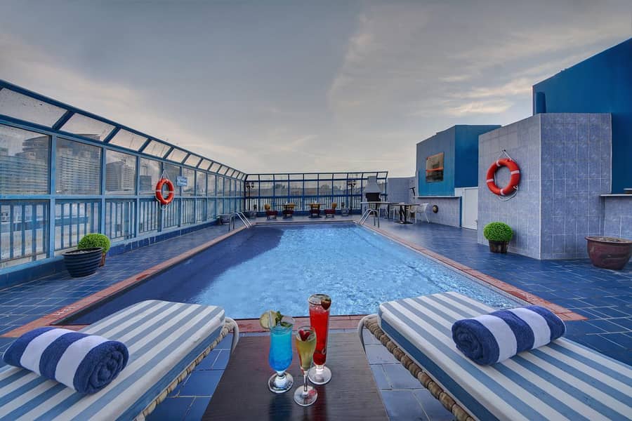 5 Pool 2. jpg