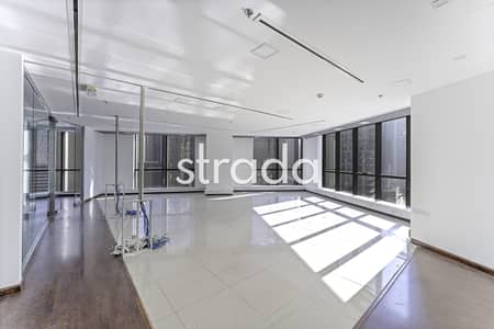 Office for Rent in Business Bay, Dubai - Fully Fitted | Bright Office | Vacant