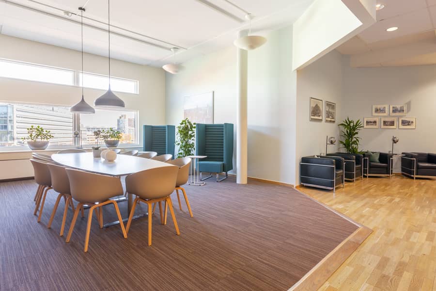 10 Regus Ullevi 572 Gothenburg Sweden Business Lounge. jpg
