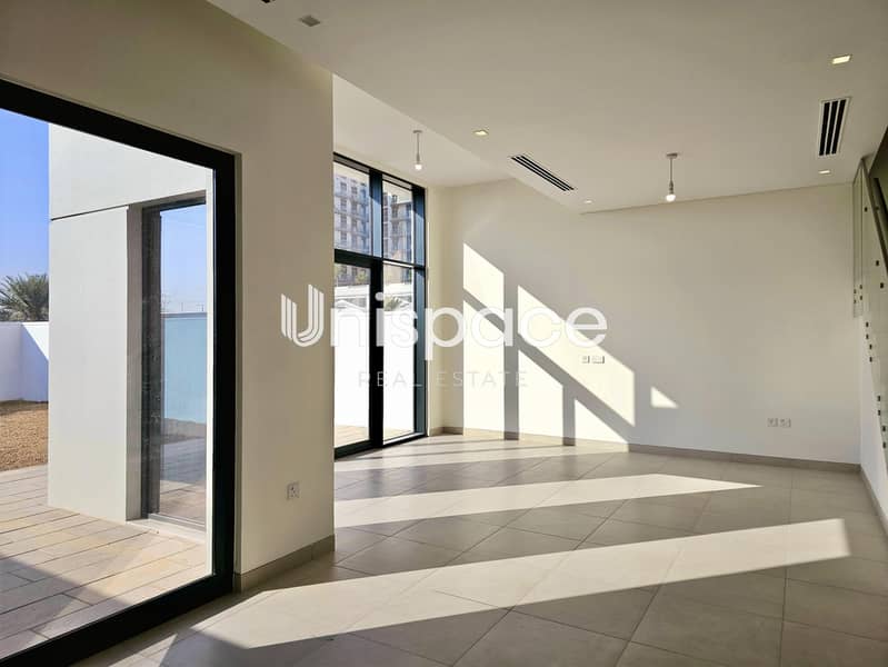 Huge Balcony | Brandnew | Spacious Unit