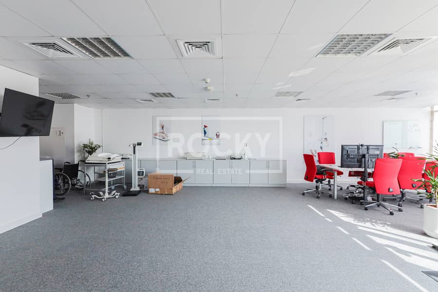 Rented office| High floor | Reasonably Priced Rented office| High floor | Reasonably Priced