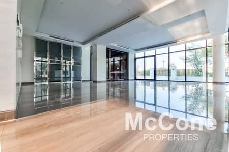 Luxury Villa | Golf Course View | Brand New