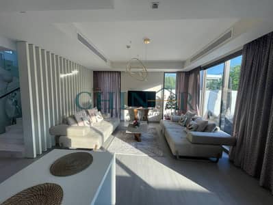 FULLY FURNISHED | LUXURIOUS 3 BEDROOMS VILLA | CORNER UNIT | SWIMMING POOL | CALL US FOR MORE INFO!