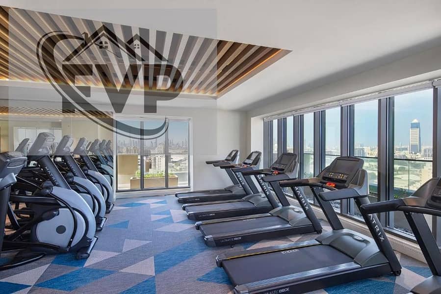10 gym. jpg