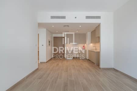 1 Bedroom Flat for Rent in Dubai Creek Harbour, Dubai - Easy Beach Access | Low Floor | Ready to Move in
