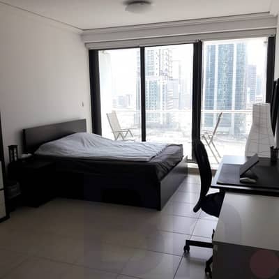 Spacious 1 Bedroom with Lake View Spacious 1 Bedroom with Lake View