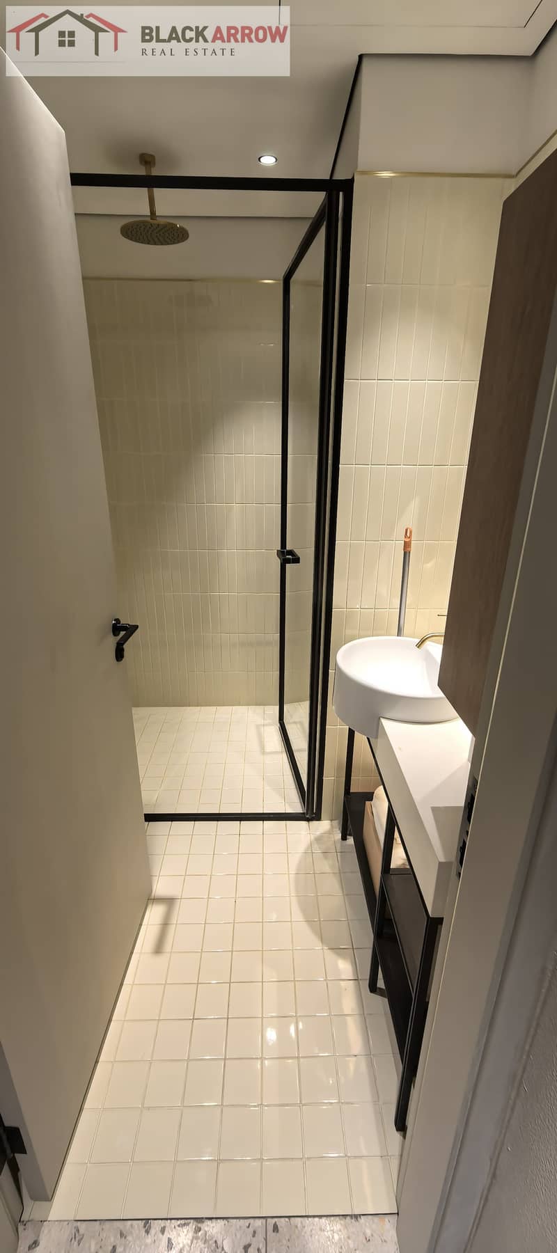 14 0d3f846c-8bac-4e71-a870-b055f5a1e548. jpg