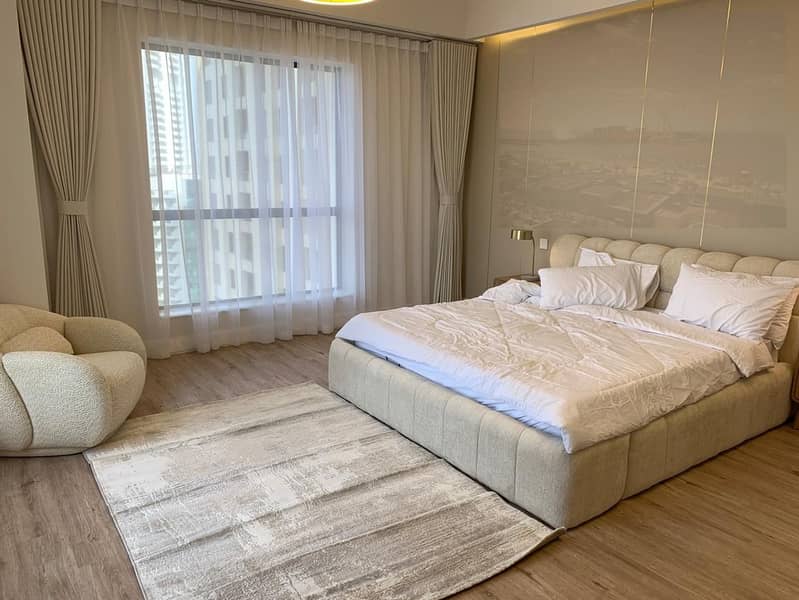 7 bed 2. jpg