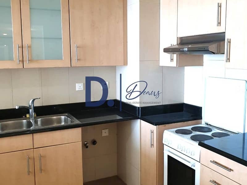 16 4444772d-a6bd-4400-ace5-425dc4087942. jpg