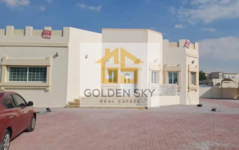 Villa available for rent in Al Naof 3 Area with good garden space