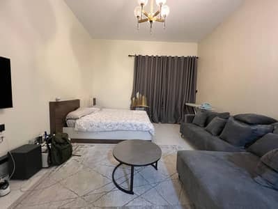EQUIPPED KITCHEN | BALCONY | RENTED