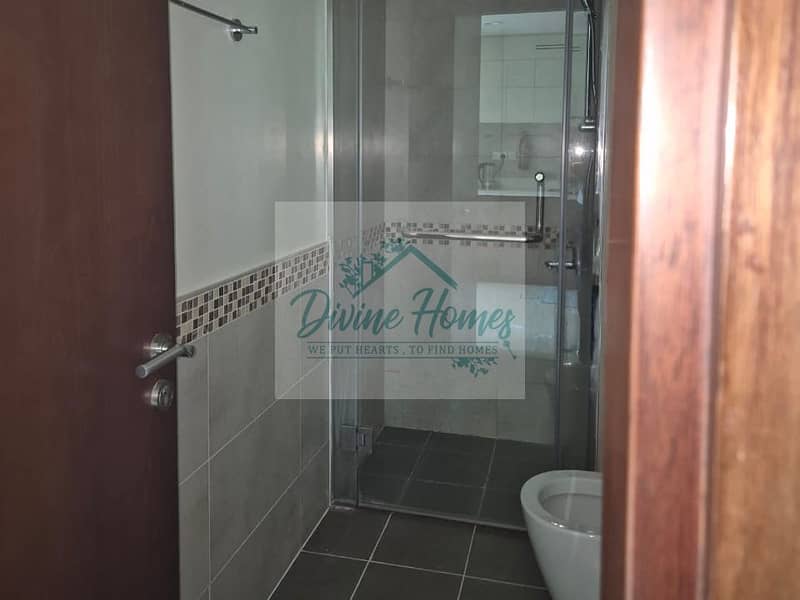 19 Reva Residences 1Br (13). jpg