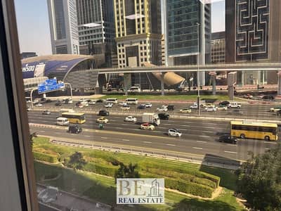 مکتب  للايجار في شارع الشيخ زايد، دبي - PHOTO-2025-02-03-15-04-27 2. jpg