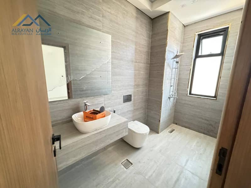 15 79b619d6-c615-4718-bc62-d7f3ccb8edab. jpg