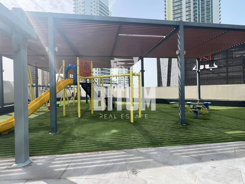 22 Azure Facilities Bitum real estate9. jpeg