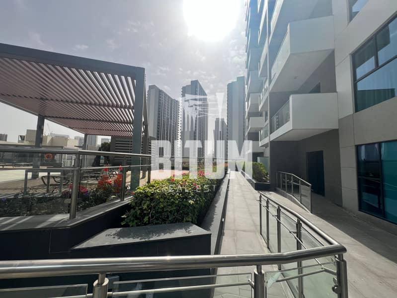 18 Azure Facilities Bitum real estate3. jpeg