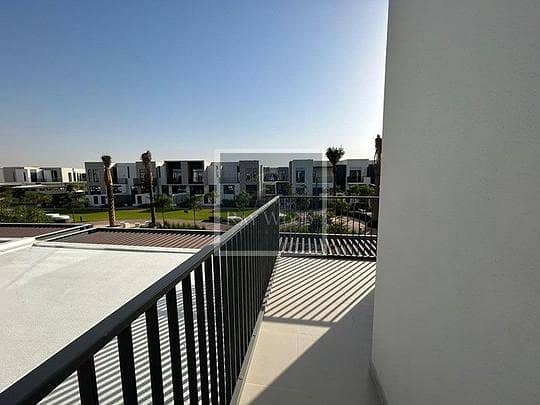 14 6ba7db4a-ced9-4bd1-bb03-c393c974cad4. jpg