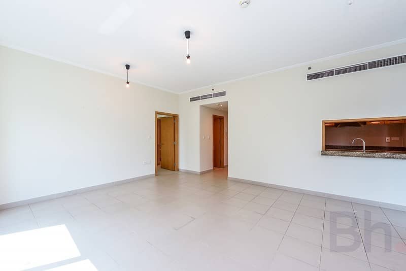Lovely Two Bedroom Apartment in Marina Promenade Lovely Two Bedroom Apartment in Marina Promenade