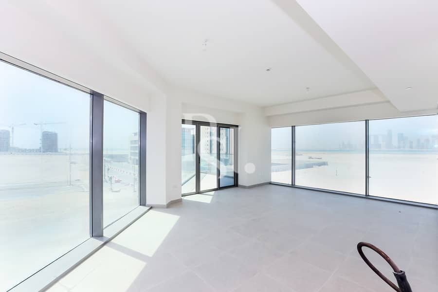 2 saadiyat-park-view-bloom-abu-dhabi-living-area (1). jpg