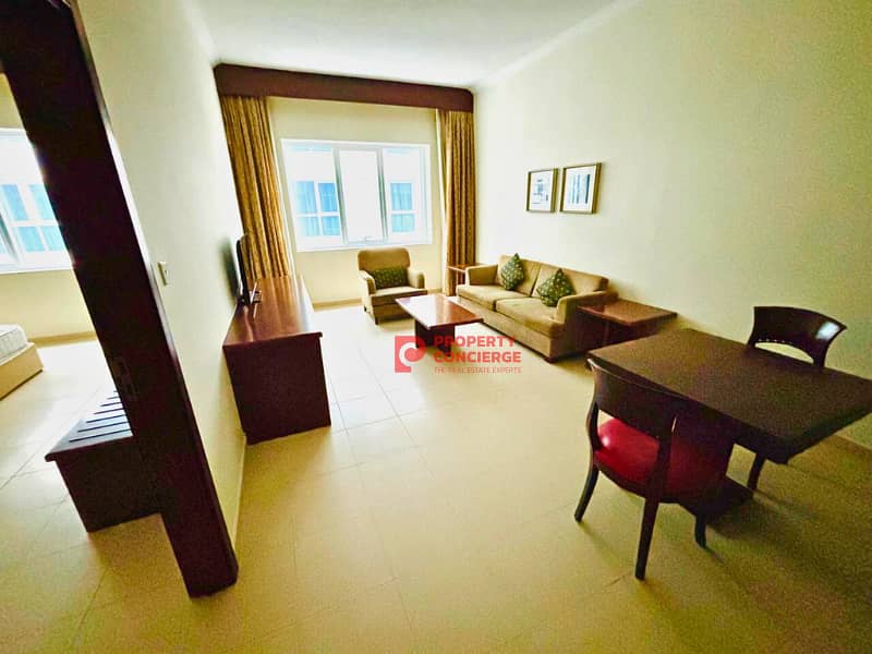 Elegant Fully Furnished 1 Bedroom in Art Residence