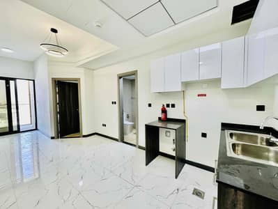 Brand New // Open Kitchen // Newly Opened Community