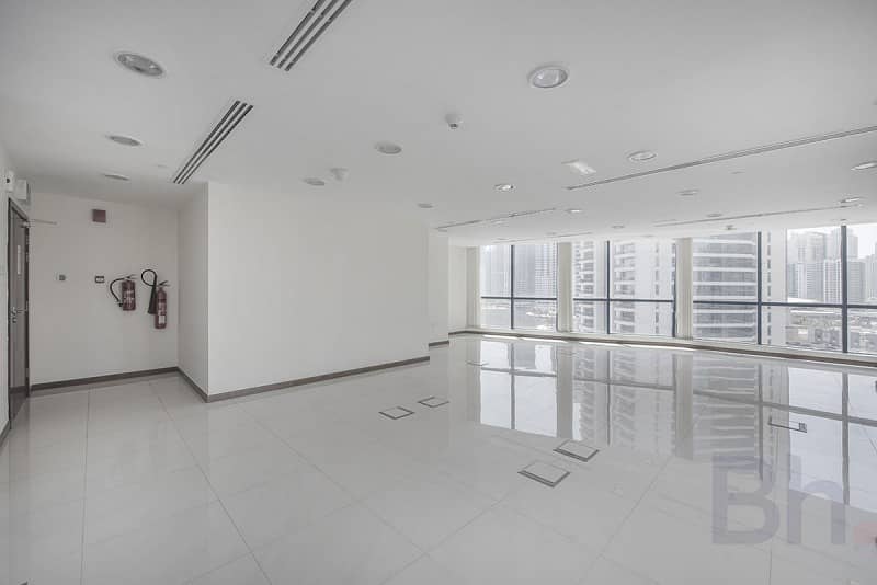 Office with Panoramic Views across Dubai