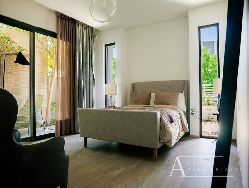 4 Show Villa-4 copy. jpg