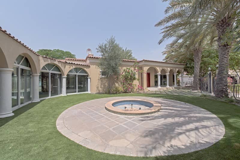 Upgraded and Extended | Jacuzzi | Great Location Upgraded and Extended | Jacuzzi | Great Location