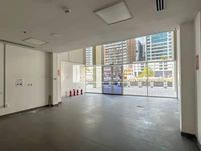 Shop for Rent in Business Bay, Dubai - Retail Shop | Fully Fitted | Open Plan | Vacant