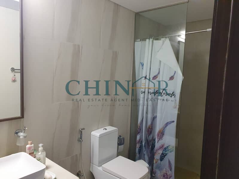18 11d56a8d-1476-4ffe-a237-cac2ac4ae0db. jpg