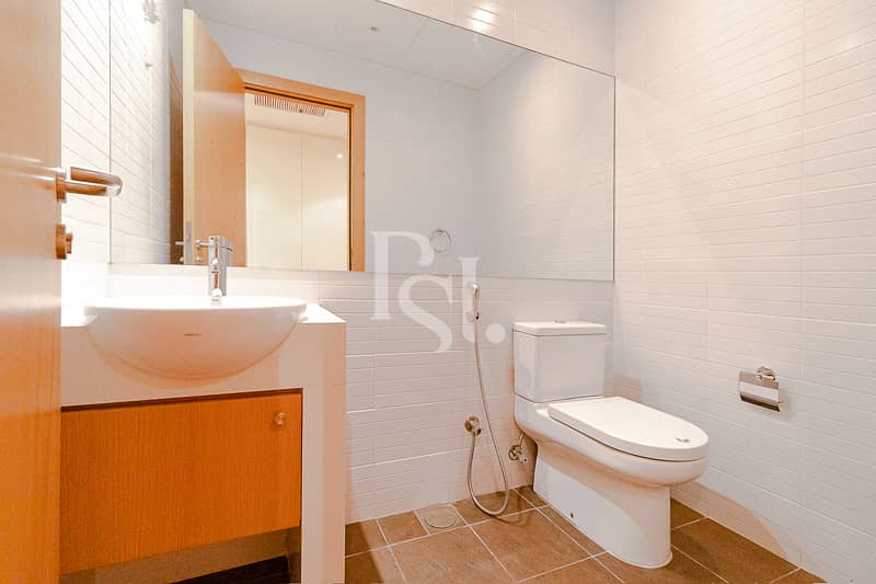 10 al-raha-beach-abu-dhabi-bathroom (3). JPG