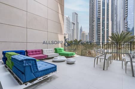 2 Bedroom Flat for Rent in Downtown Dubai, Dubai - Balcony Area