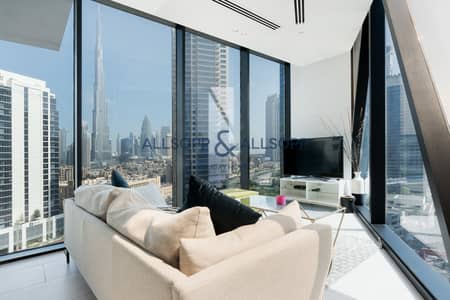 2 Bedroom Flat for Rent in Business Bay, Dubai - Living Area