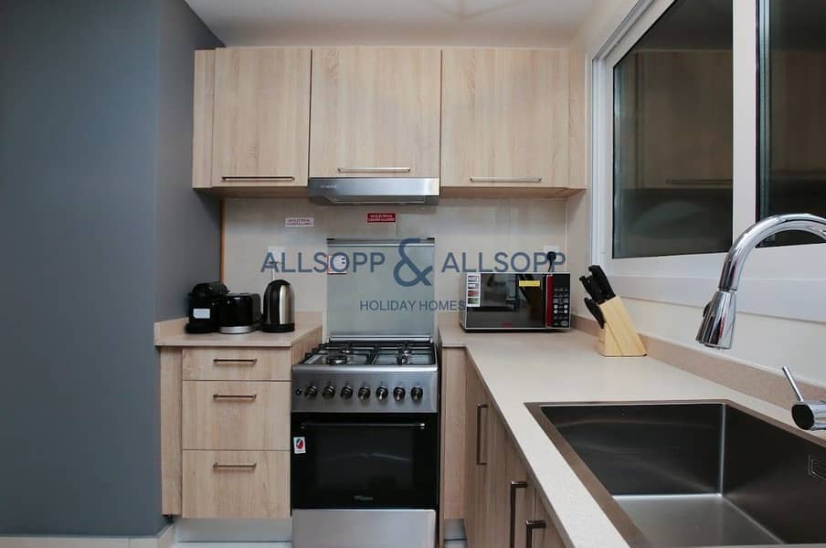 5 Kitchen Area