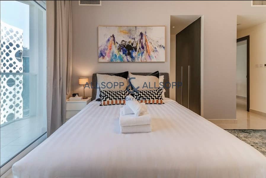 8 Bed
