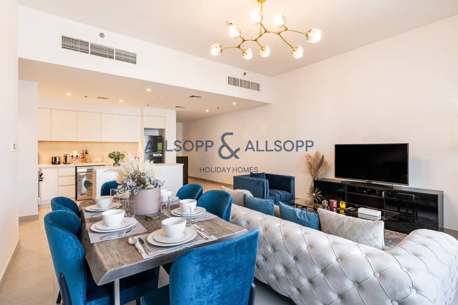 4 Dining Area