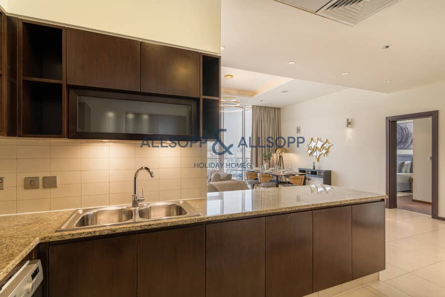 4 Kitchen Area
