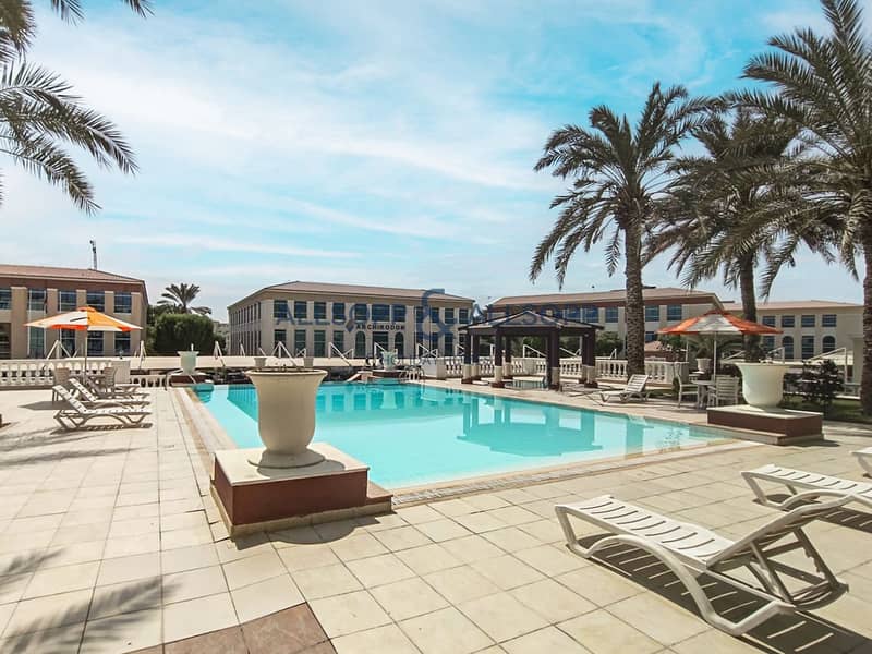 15 Swimming Pool Area