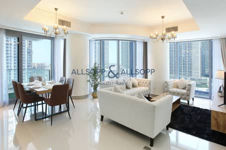2 Bedroom Apartment for Rent in Downtown Dubai, Dubai - Living area
