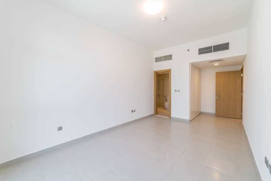 7 7R209439. jpg