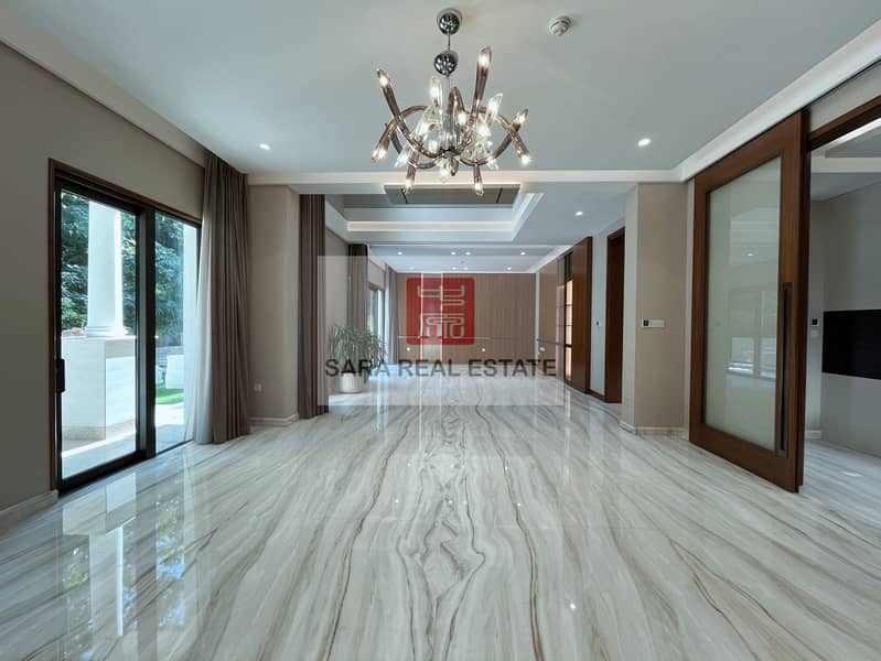 10 4.1 Living Room. JPG