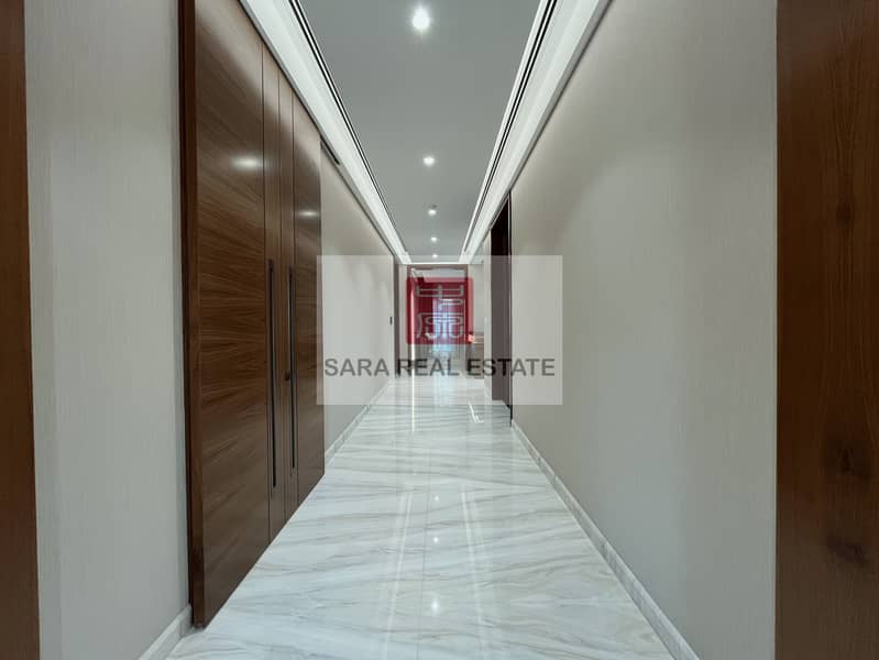 16 9.0 Corridor. JPG