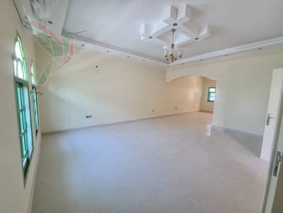 4 Cпальни Вилла в аренду в Аль Джахили, Аль-Айн - IMG-20250211-WA0020. jpg