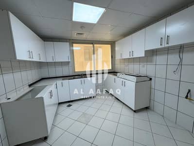 3 Bedroom Flat for Rent in Al Majaz, Sharjah - WhatsApp Image 2025-02-12 at 2.41. 35 AM (1). jpeg